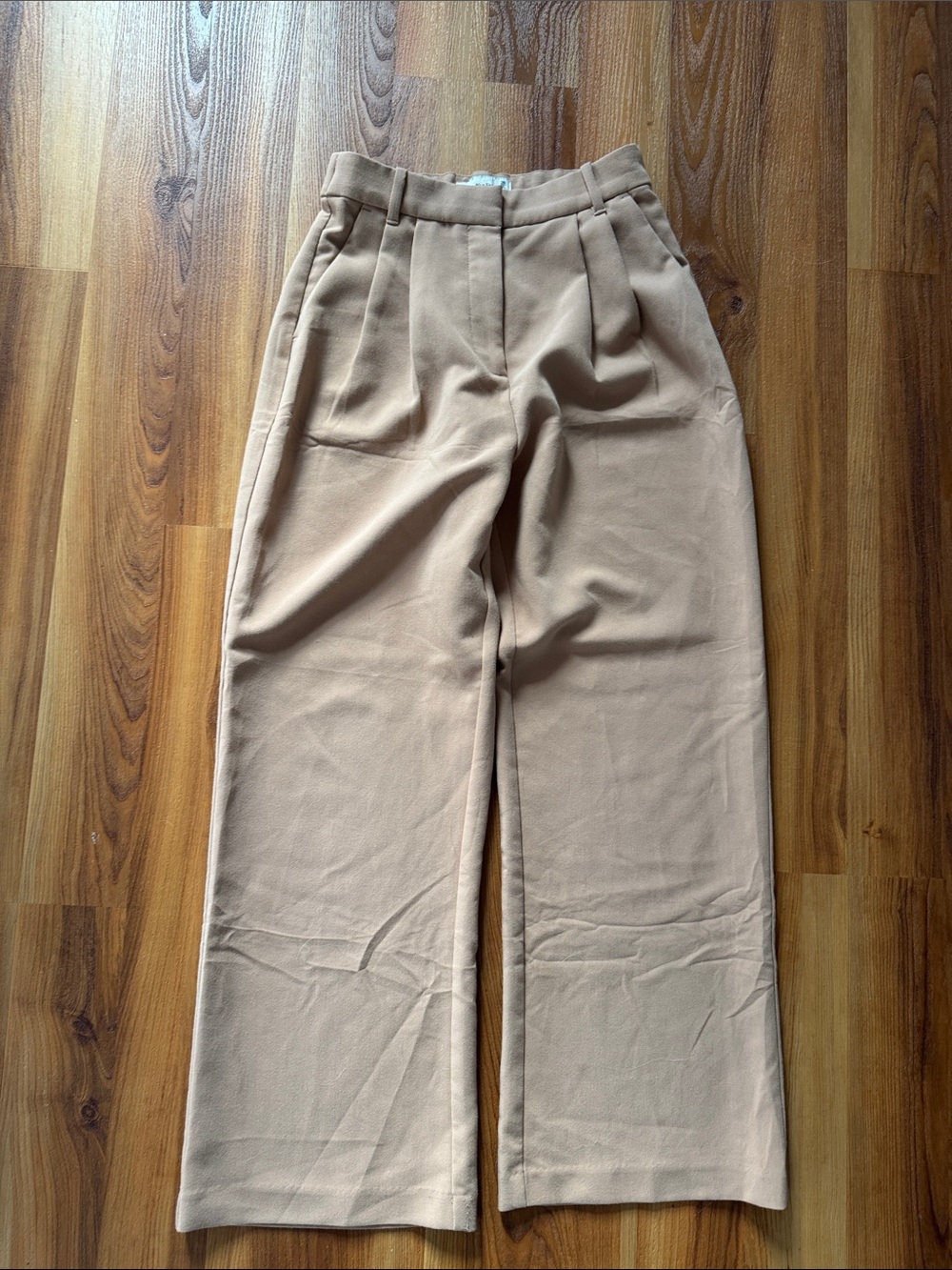Sale Abercrombie & Fitch Curve Love Sloan Pleated High-Waist trouser 2 Short (26